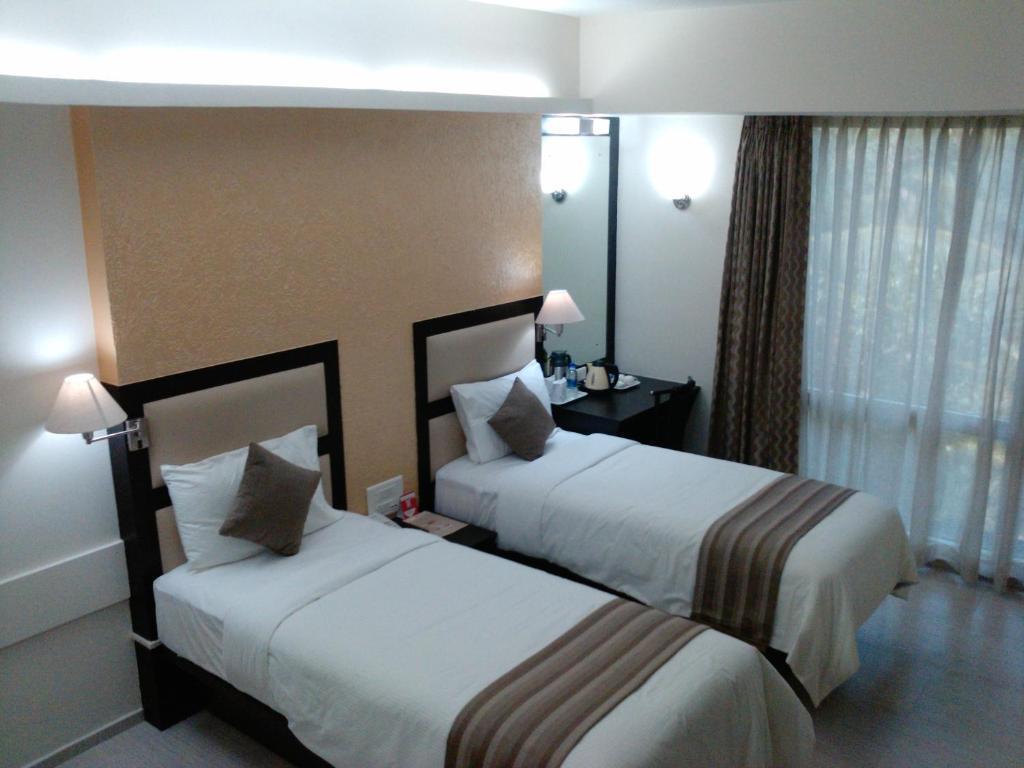 Pattom Royal Hotel Thiruvananthapuram Δωμάτιο φωτογραφία