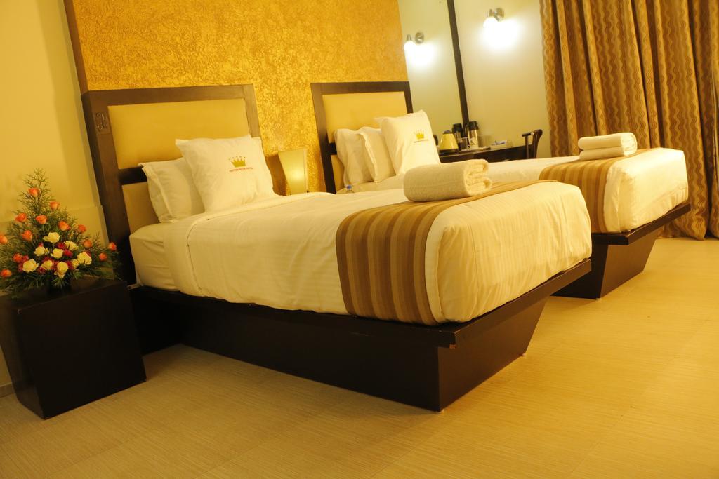 Pattom Royal Hotel Thiruvananthapuram Εξωτερικό φωτογραφία