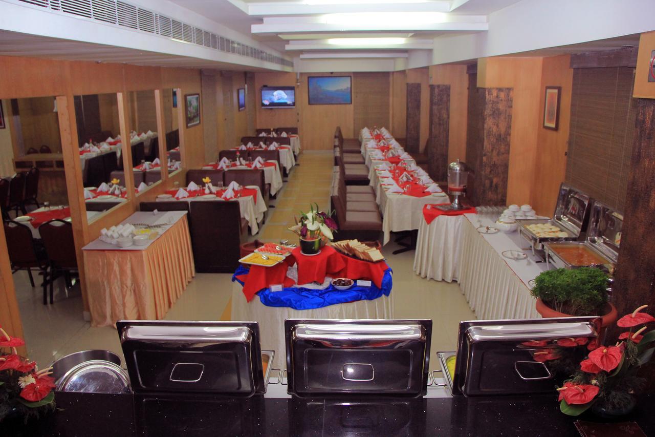 Pattom Royal Hotel Thiruvananthapuram Εξωτερικό φωτογραφία