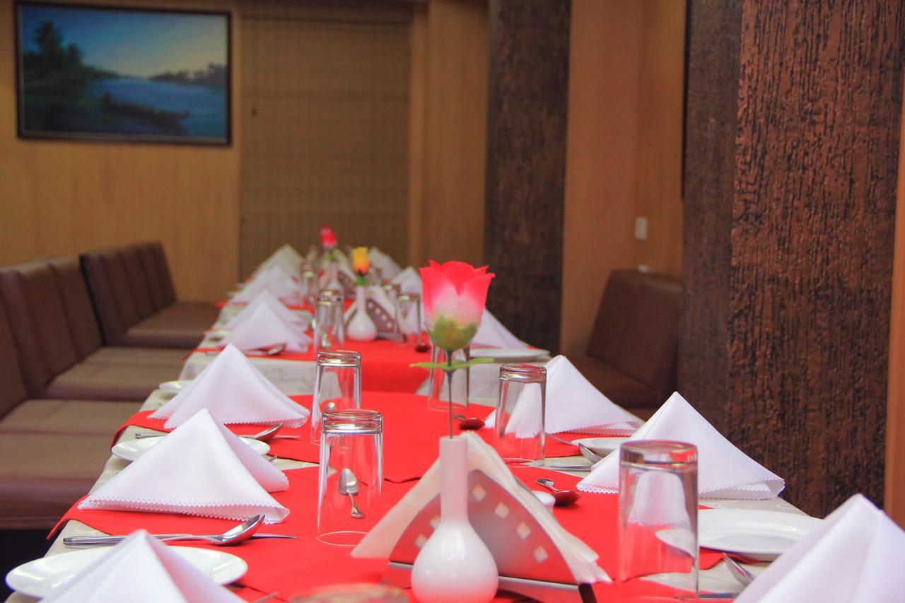 Pattom Royal Hotel Thiruvananthapuram Εξωτερικό φωτογραφία